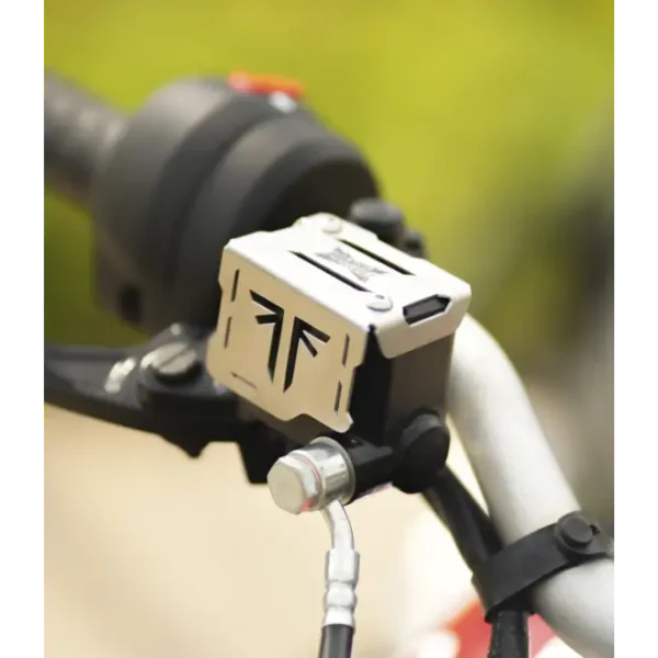 Moto Torque Triumph Speed Front Reservoir Cover