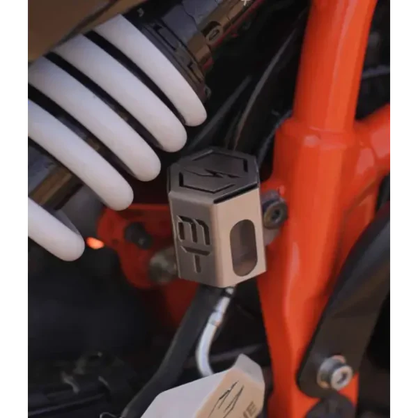 Moto Torque Reservoir Guard for KTM Duke 250/390 Gen-3