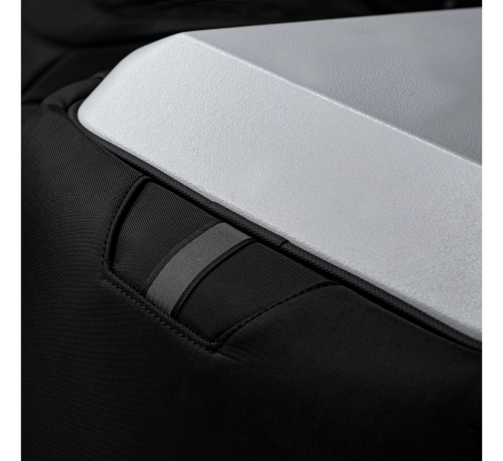 CARBONADO GT3 Midnight Black Hard Shell Backpack (28 LTRS.) - Image 5