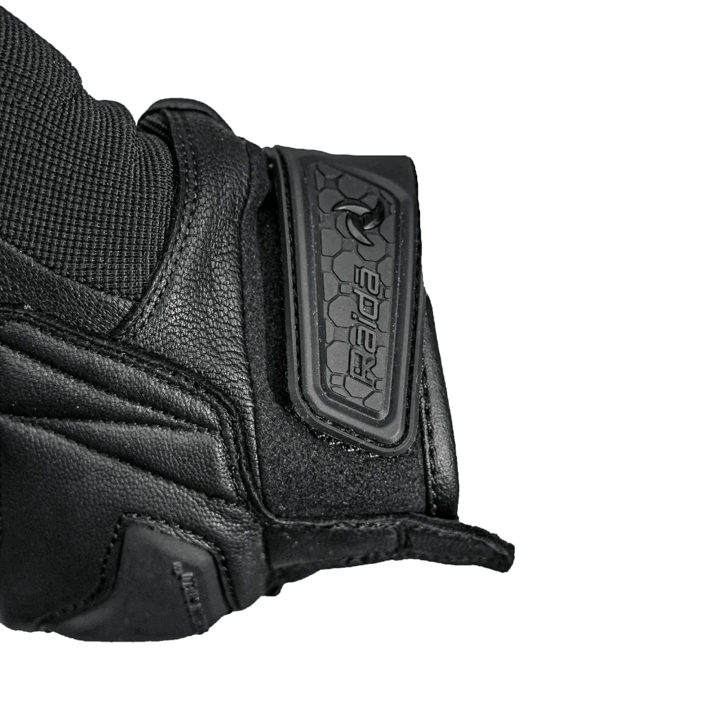 Raida Carbonite Gloves | Black - Image 5