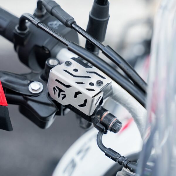 MOTO TORQUE FRONT MASTER CYLINDER GUARD FOR XPULSE 210 (SS)