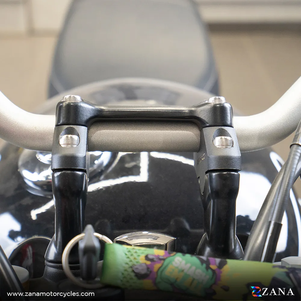 Zana - Offset Handlebar Riser Silver for Triumph Scrambler 400 X / Scrambler 400 XC / Tracker 400 - Image 8