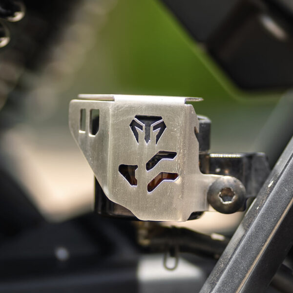 MOTO TORQUE RESERVOIR OIL GUARD FOR HARLEY DAVIDSON X440T