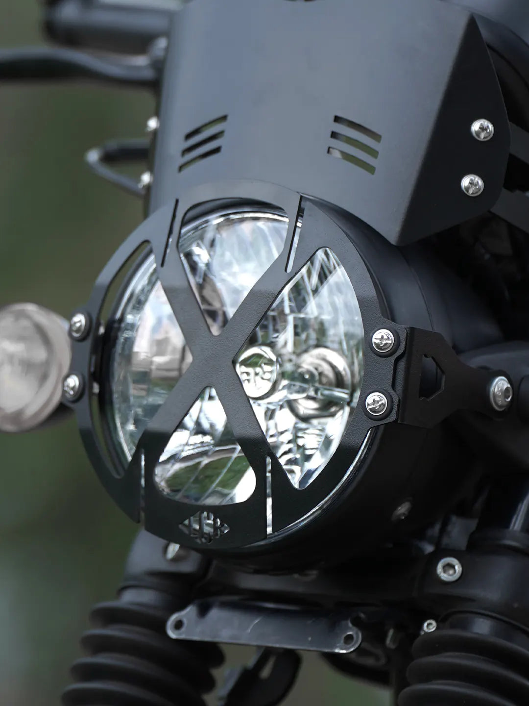 Legundary Hunter Stalkerx Headlight Grill - Image 4